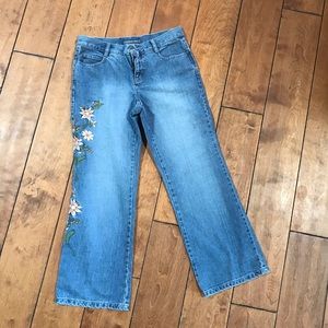 Women’s Boot Jeans Embroidered